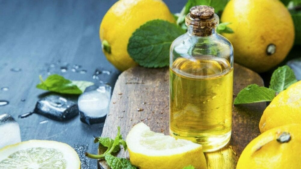 8 solutions naturelles pour une bonne digestion 1 Huile essentielle de citron - bonne digestion